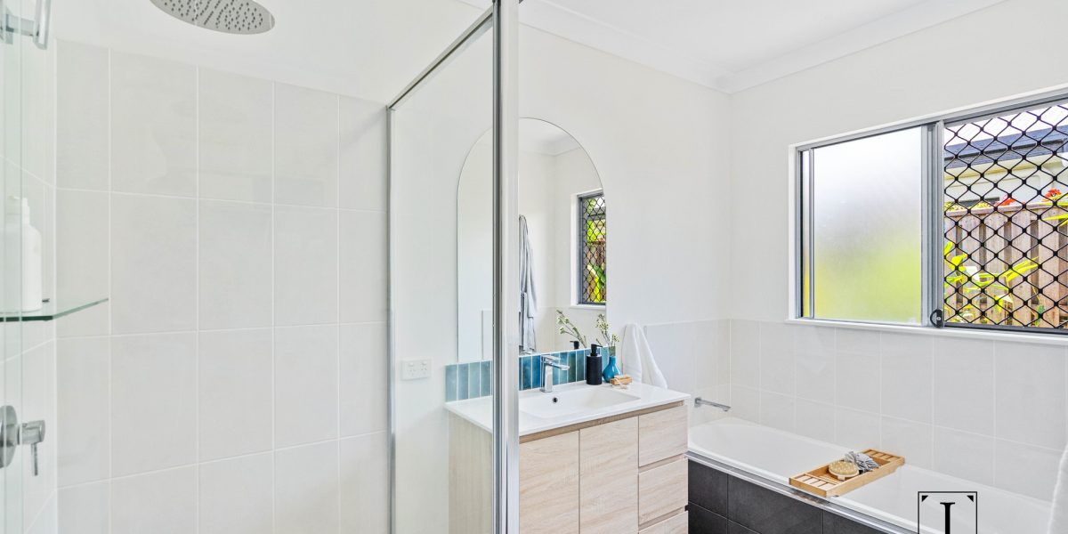 34 Lagoon Drive, Trinity Beach, QLD 4879 AUS