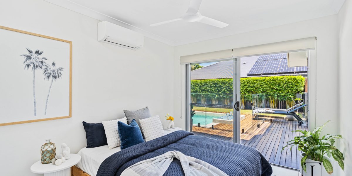 34 Lagoon Drive, Trinity Beach, QLD 4879 AUS