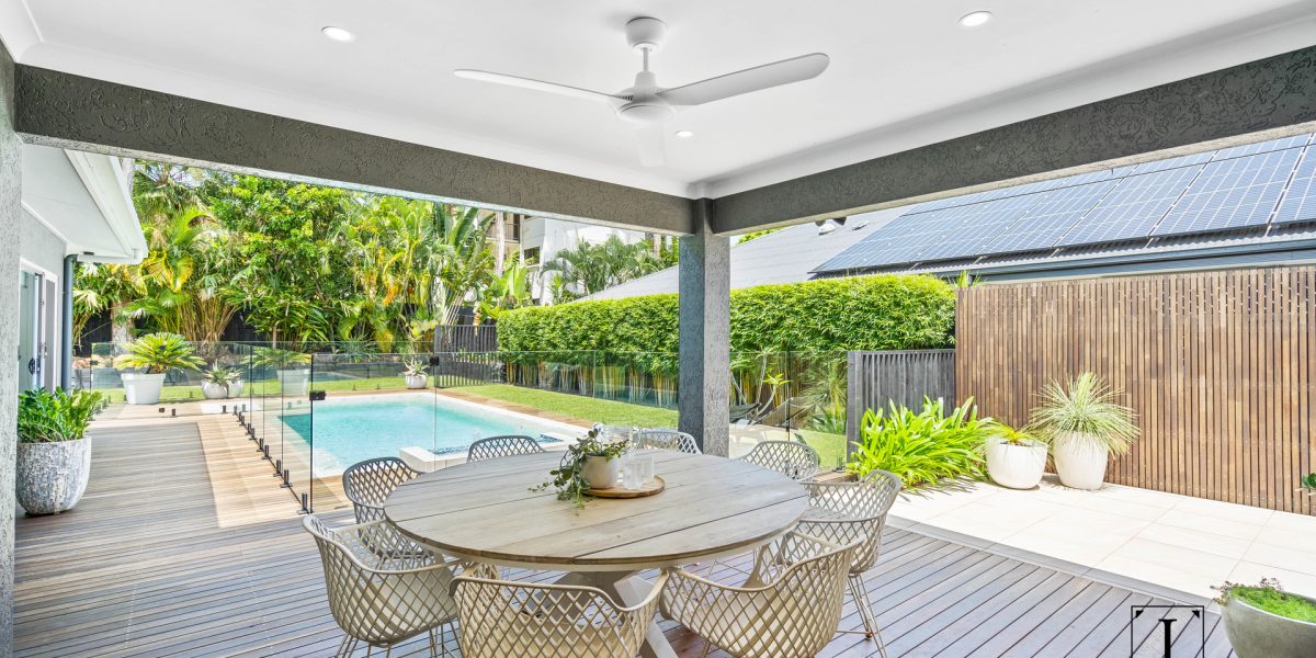 34 Lagoon Drive, Trinity Beach, QLD 4879 AUS