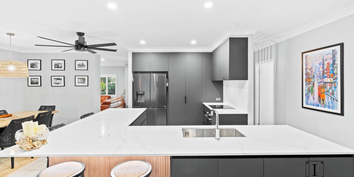 48 Fairley Street, Redlynch, QLD 4870 AUS