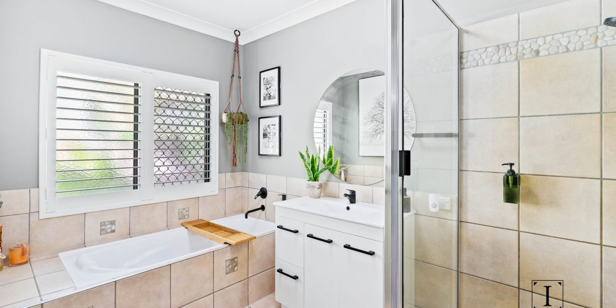 48 Fairley Street, Redlynch, QLD 4870 AUS