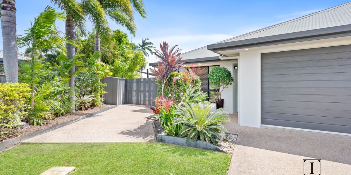 10 Galena Chase, Trinity Park, QLD 4879 AUS