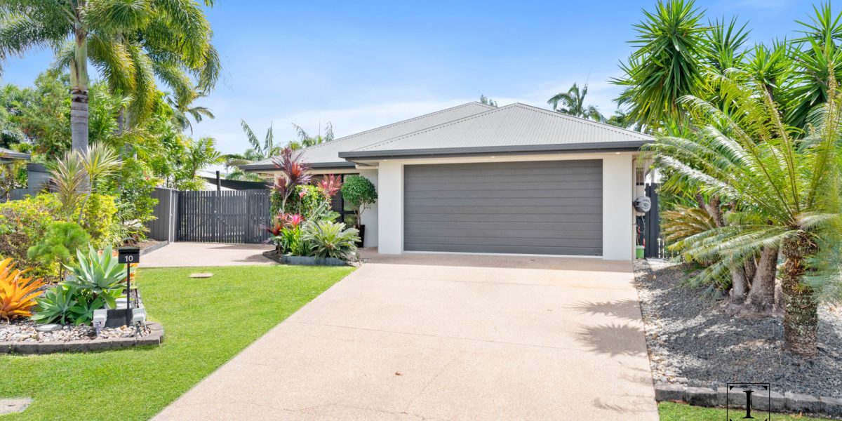 10 Galena Chase, Trinity Park, QLD 4879 AUS