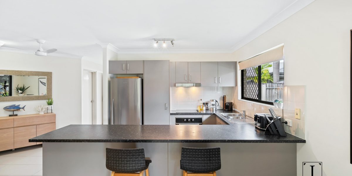 10 Galena Chase, Trinity Park, QLD 4879 AUS