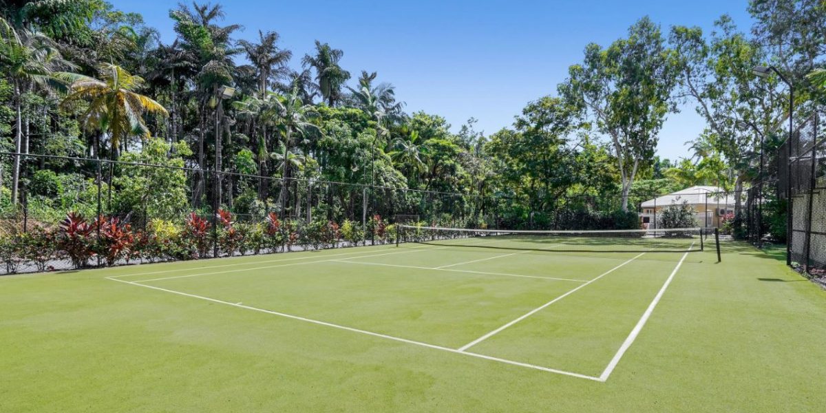 8/72-84 Kowinka Street, White Rock, QLD 4868 AUS