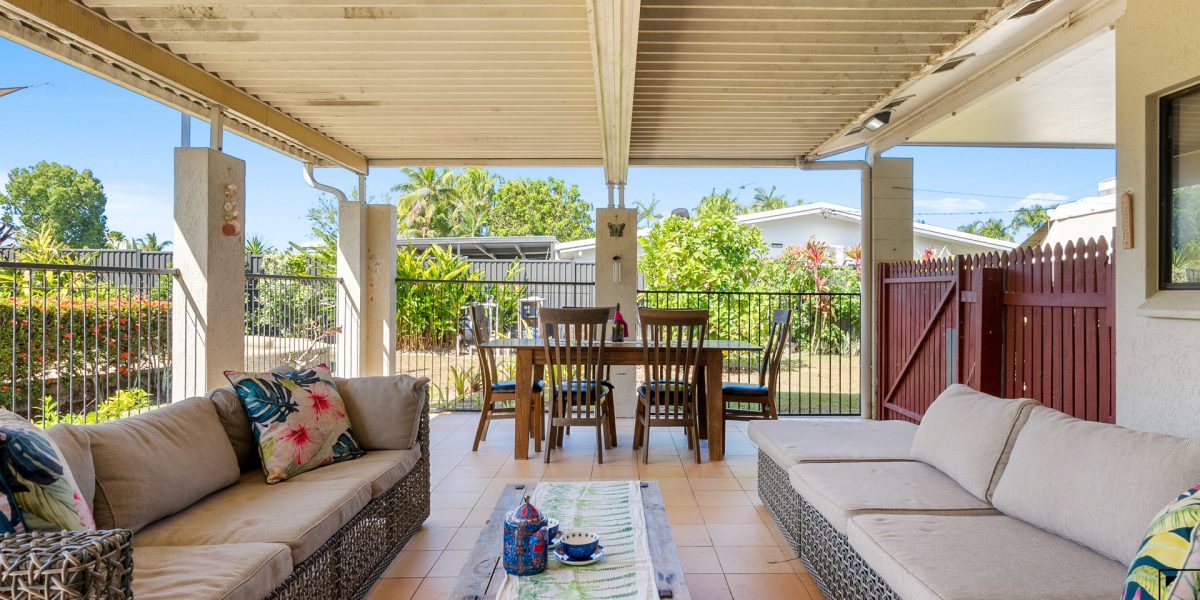20 Baines Street, Clifton Beach, QLD 4879 AUS