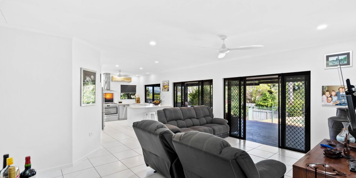 18 Gilmore Street, Bentley Park, QLD 4869 AUS