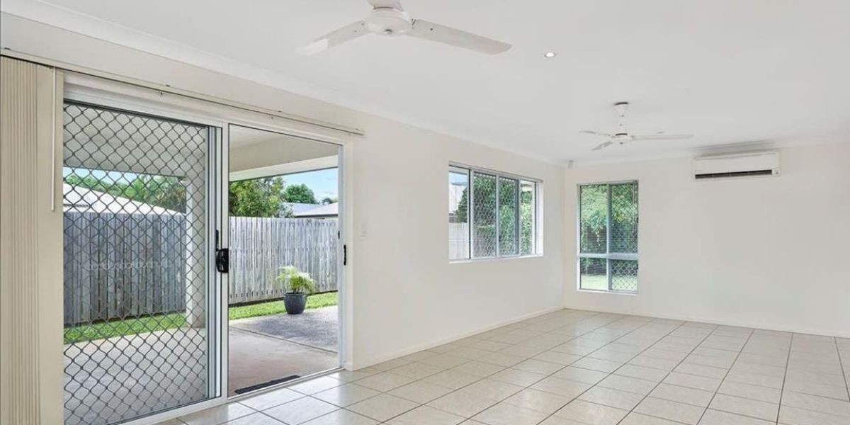 57 Larsen Road, Redlynch, QLD 4870 AUS