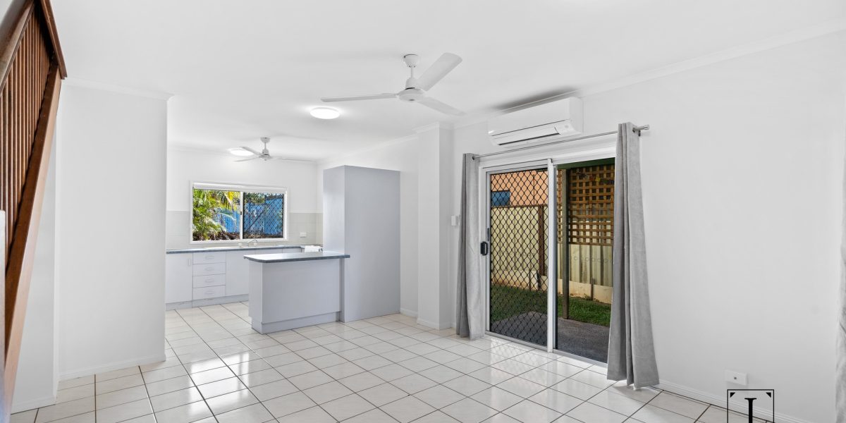 4/37 Mintaro Crescent, Woree, QLD 4868 AUS