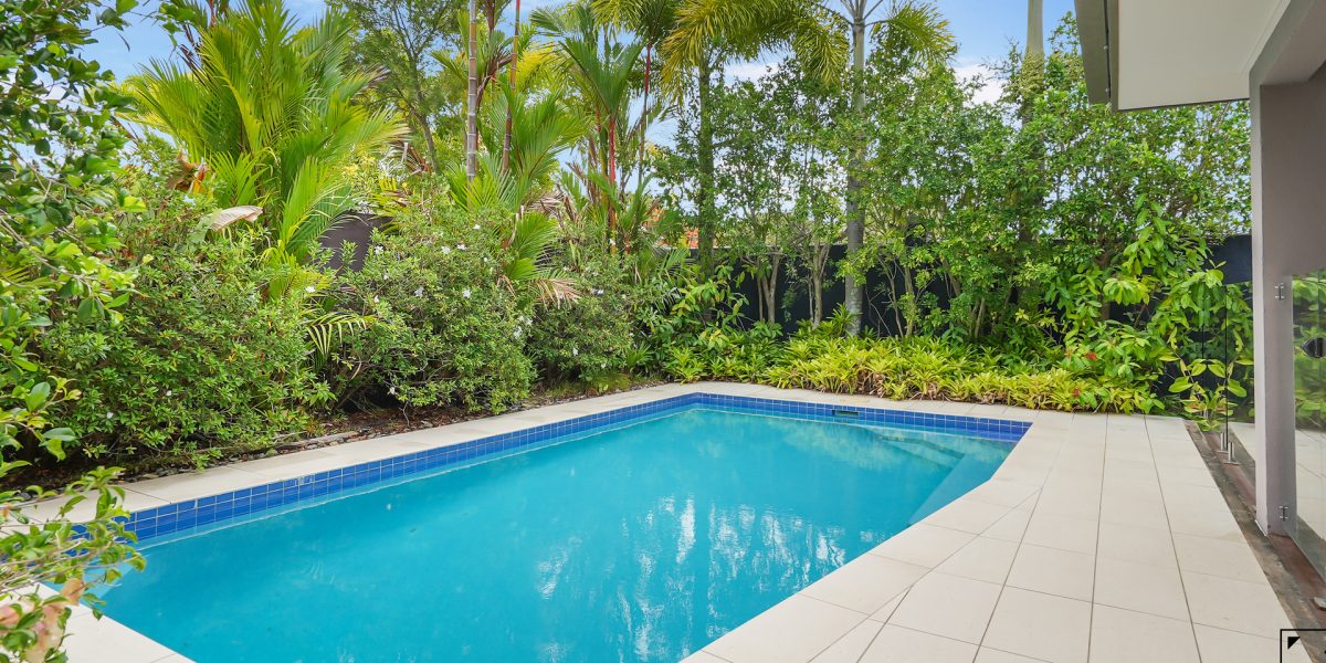20 Edge Close, Kewarra Beach, QLD 4879 AUS