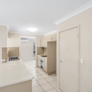6 Messina Close, Kanimbla, QLD 4870 AUS