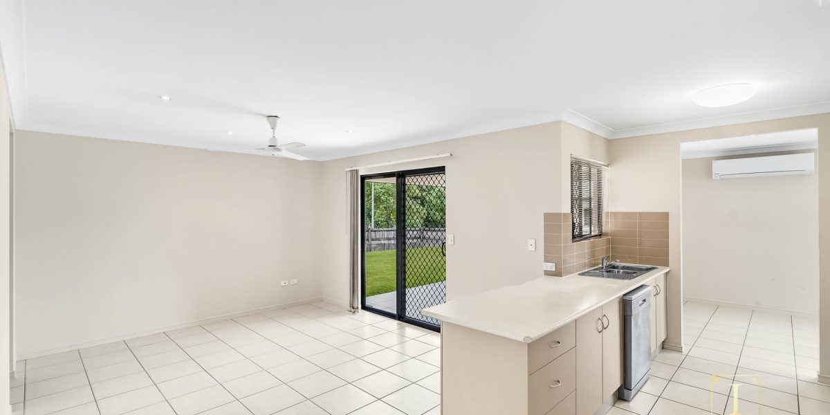 6 Messina Close, Kanimbla, QLD 4870 AUS
