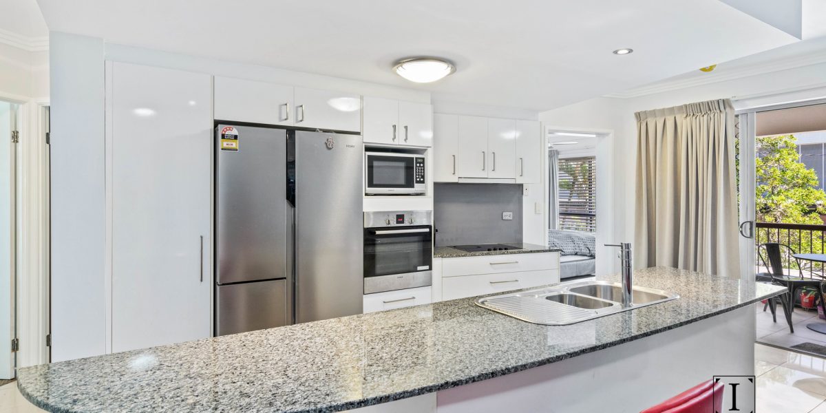 7/242 Grafton Street, Cairns North, QLD 4870 AUS