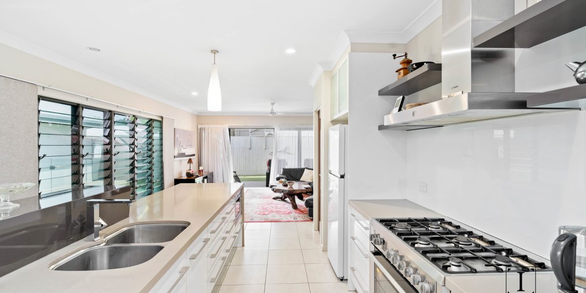 27 Canopys Edge Boulevard, Smithfield, QLD 4878 AUS