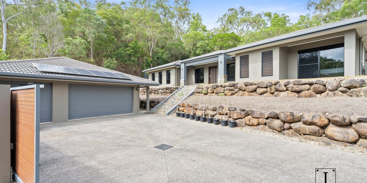 20 Weld Crescent, Smithfield, QLD 4878 AUS