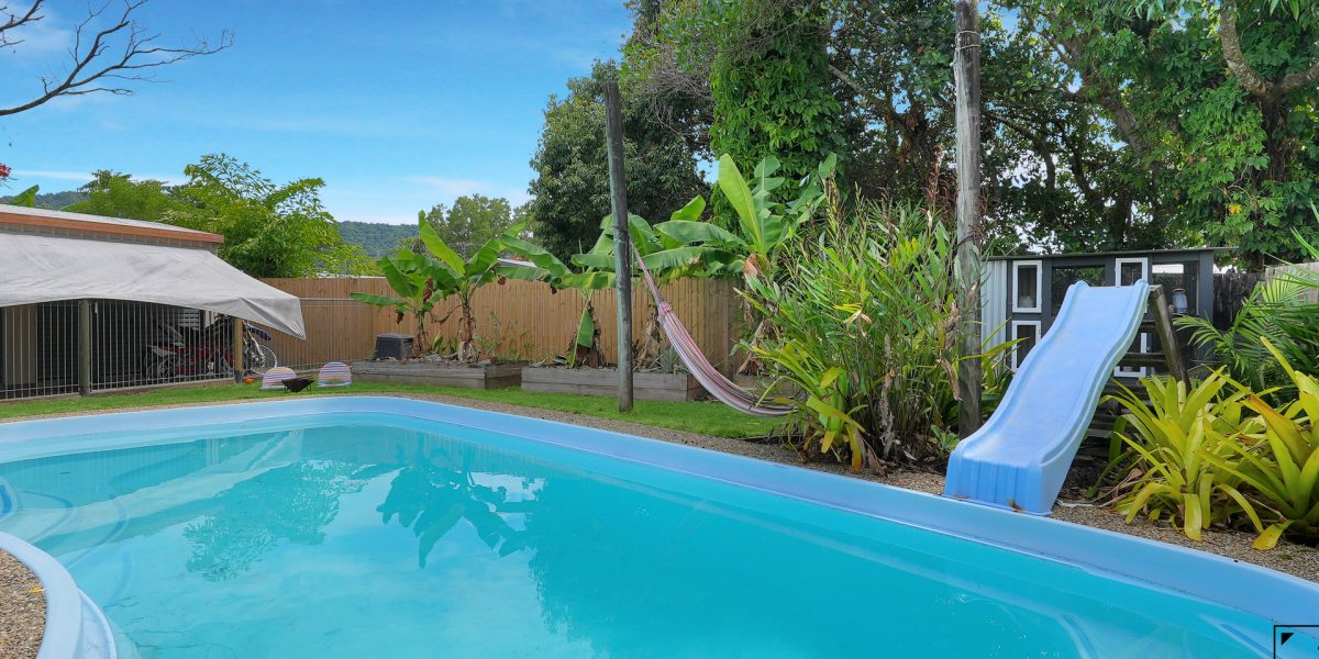 54 Jensen Street, Manoora, QLD 4870 AUS