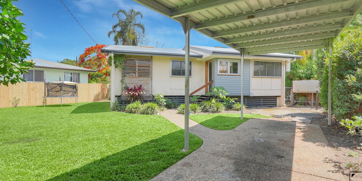 54 Jensen Street, Manoora, QLD 4870 AUS