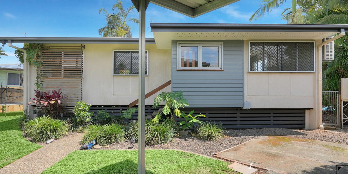 54 Jensen Street, Manoora, QLD 4870 AUS