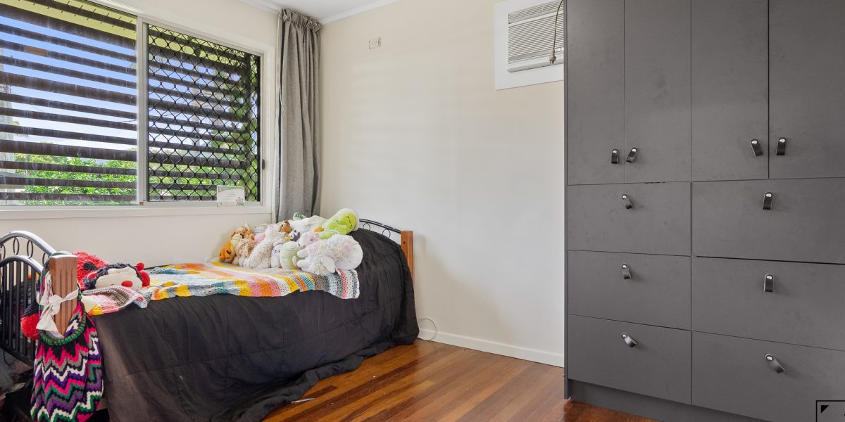 54 Jensen Street, Manoora, QLD 4870 AUS