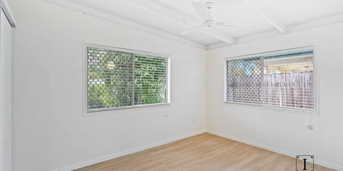 30 Oak Street, Holloways Beach, QLD 4878 AUS