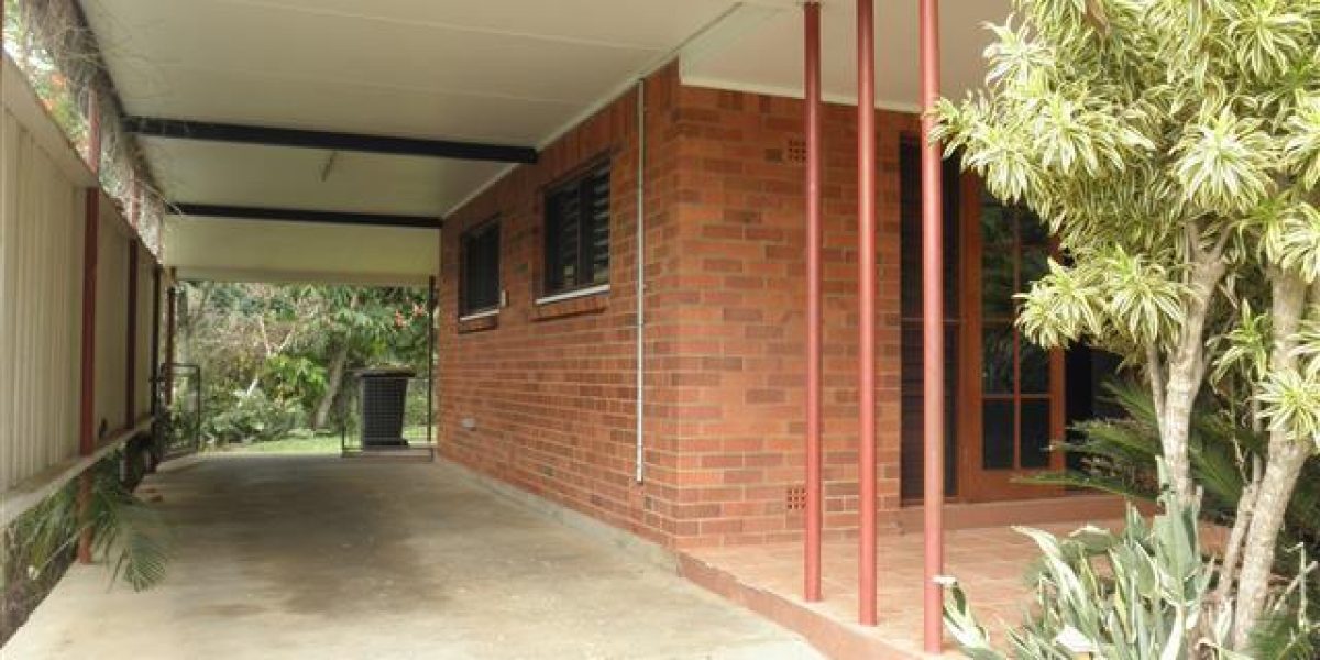 19 Fogarty Street, Whitfield, QLD 4870 AUS