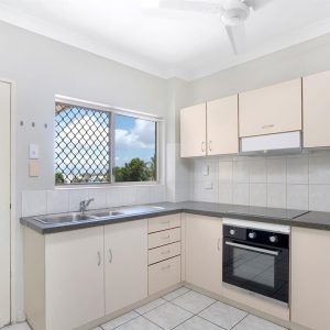 14/16-18 Winkworth Street, Bungalow, QLD 4870 AUS