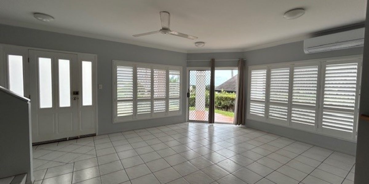 41 Robson Drive, Mooroobool, QLD 4870 AUS