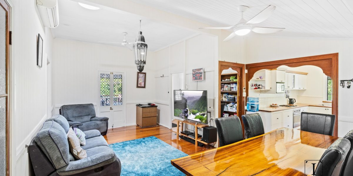 115 Kamerunga Road, Freshwater, QLD 4870 AUS