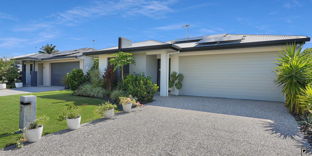 21 Conical Close, Trinity Beach, QLD 4879 AUS
