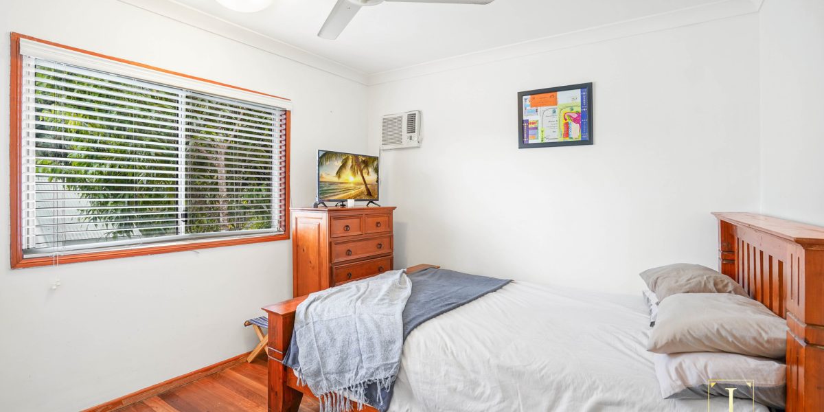 5 Orminston Close, Redlynch, QLD 4870 AUS