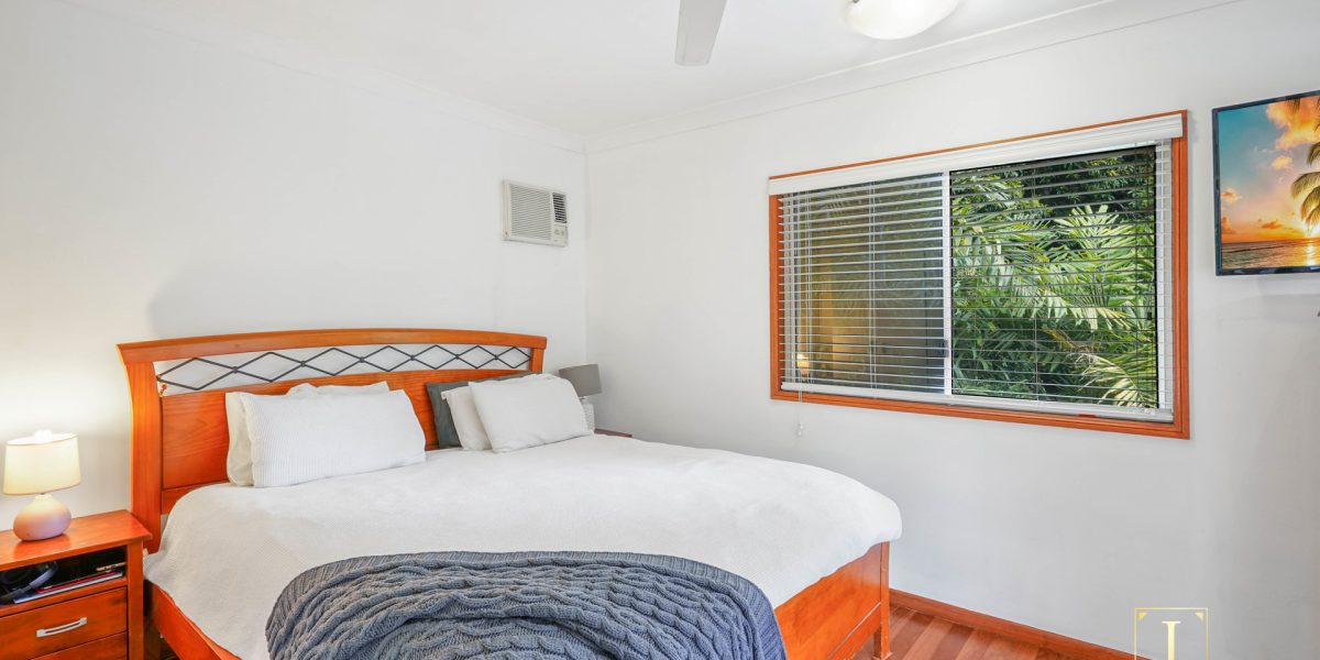5 Orminston Close, Redlynch, QLD 4870 AUS