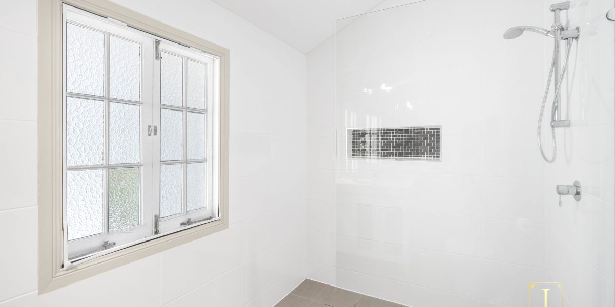 13-15 Cairns Street, Cairns North, QLD 4870 AUS