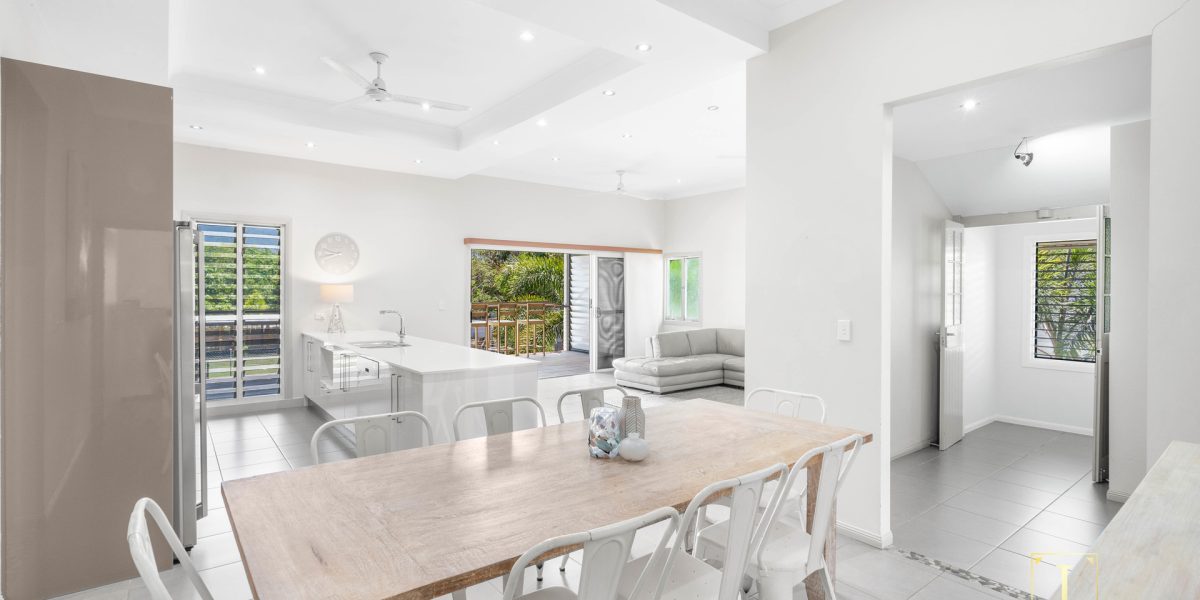 13-15 Cairns Street, Cairns North, QLD 4870 AUS