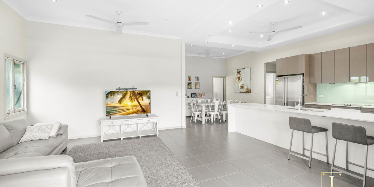 13-15 Cairns Street, Cairns North, QLD 4870 AUS