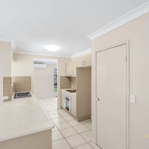 6 Messina Close, Kanimbla, QLD 4870 AUS