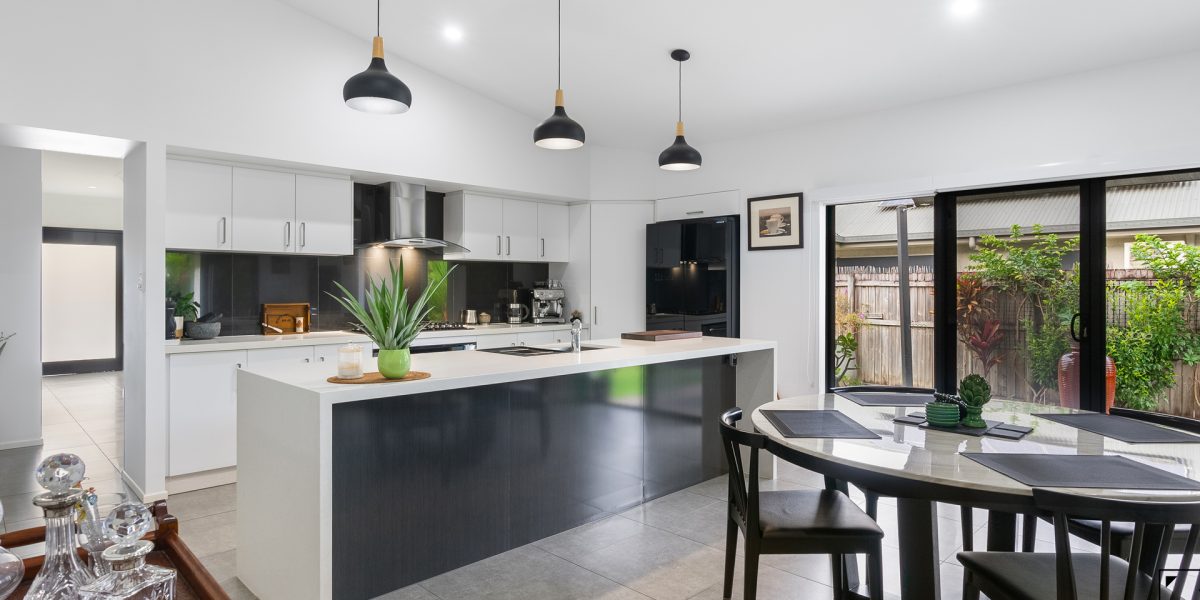 14 Munburra Parade, Smithfield, QLD 4878 AUS