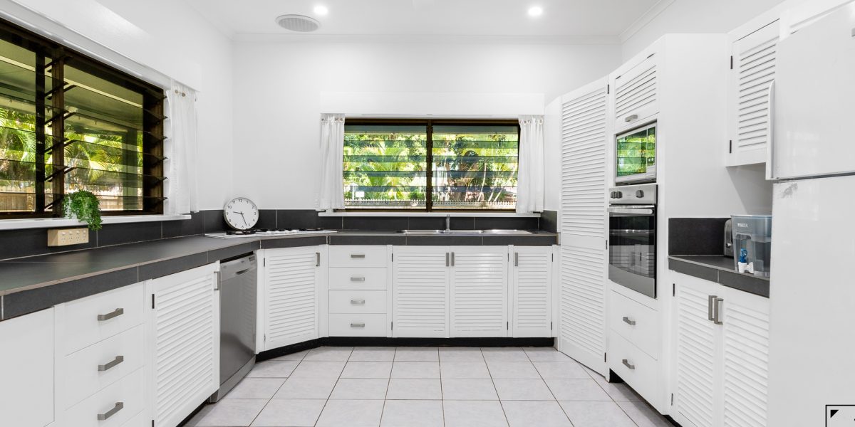 6-8 Elford Street, Clifton Beach, QLD 4879 AUS