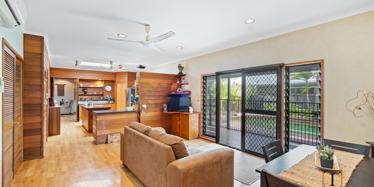 34 Petersen Street, Trinity Beach, QLD 4879 AUS