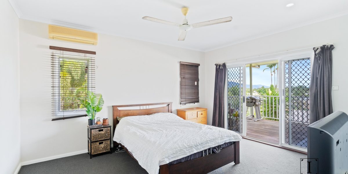 4 Speedy Close, Bentley Park, QLD 4869 AUS