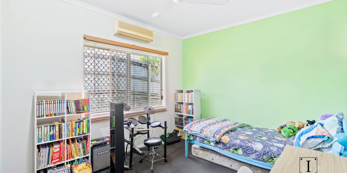 4 Speedy Close, Bentley Park, QLD 4869 AUS