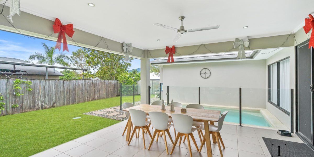 104 Roberts Drive, Trinity Beach, QLD 4879 AUS