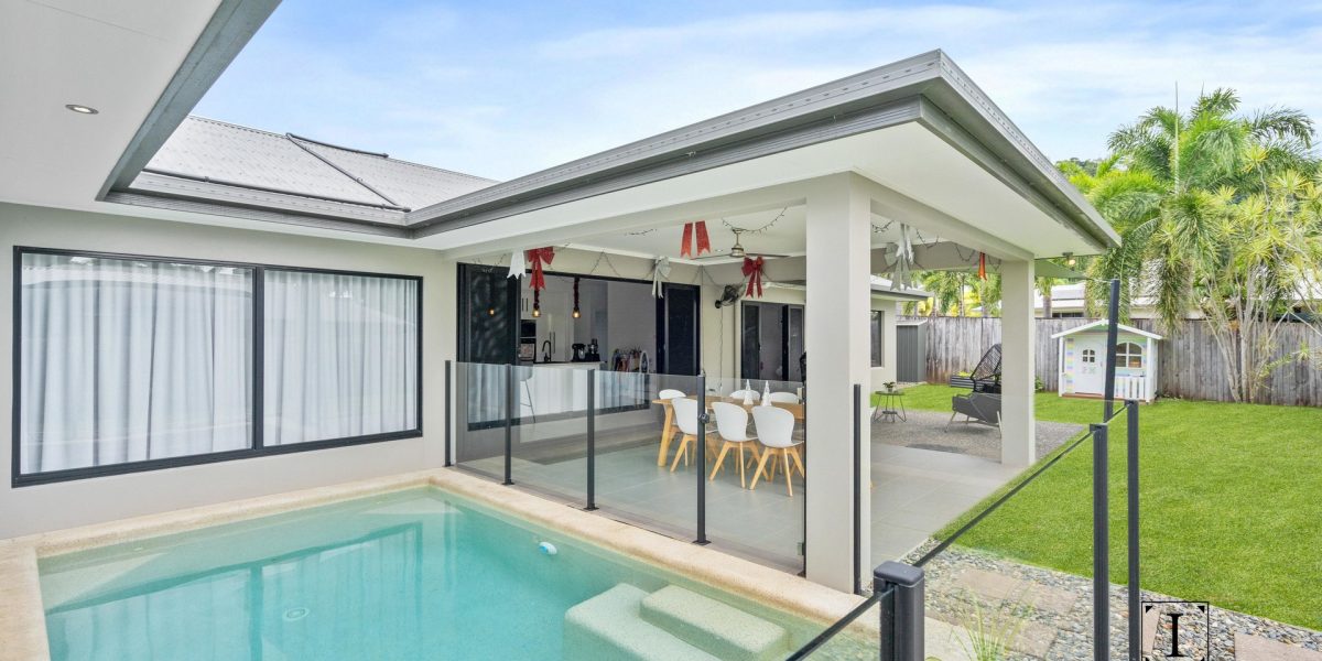 104 Roberts Drive, Trinity Beach, QLD 4879 AUS