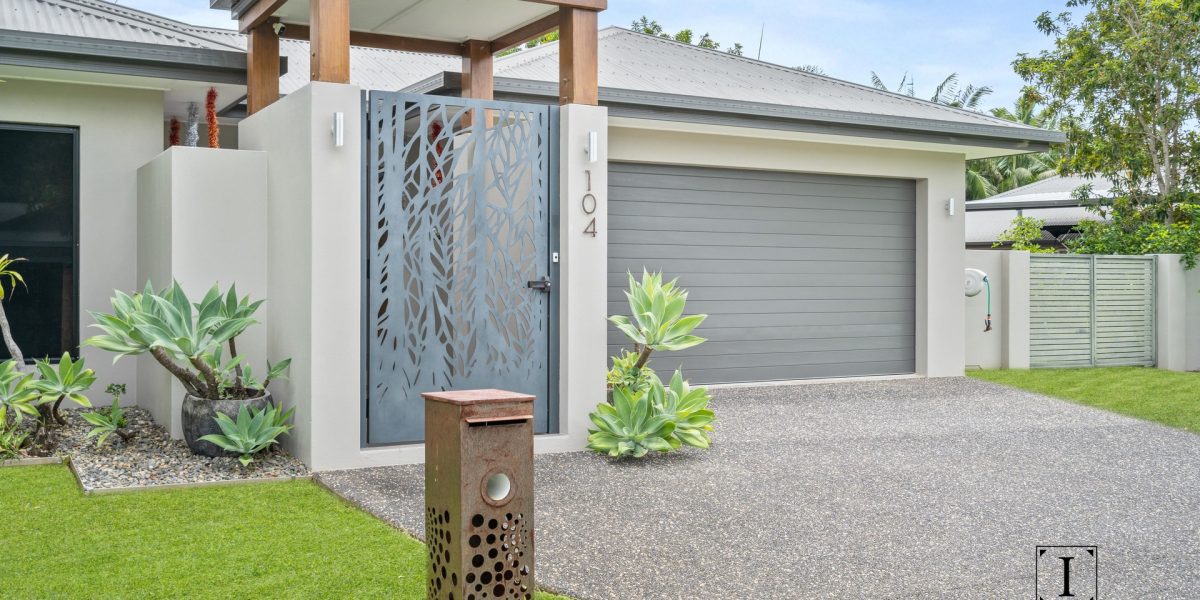 104 Roberts Drive, Trinity Beach, QLD 4879 AUS