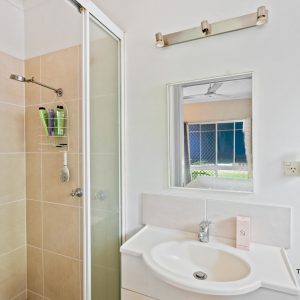 98 Baronia Crescent, Holloways Beach, QLD 4878 AUS