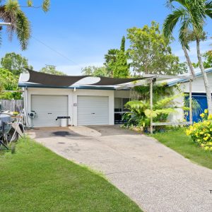 98 Baronia Crescent, Holloways Beach, QLD 4878 AUS