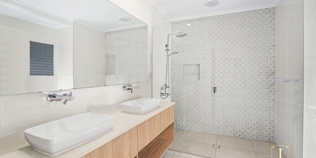 2/23-33 Upolu Esplanade, Clifton Beach, QLD 4879 AUS