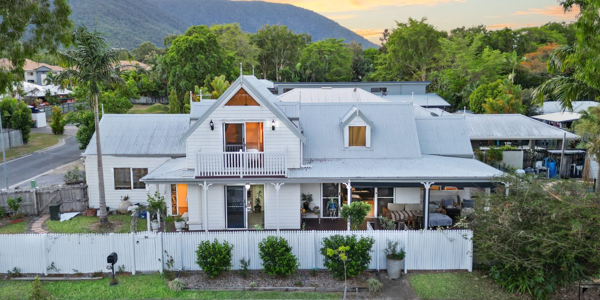 2 Saunders Court, Clifton Beach, QLD 4879 AUS