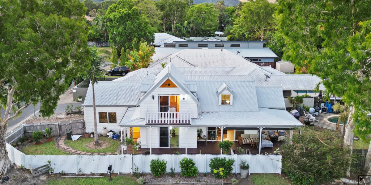 2 Saunders Court, Clifton Beach, QLD 4879 AUS
