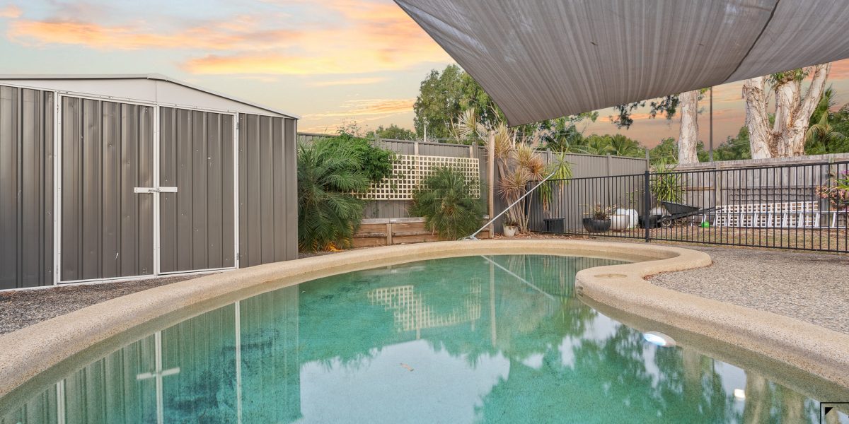 2 Saunders Court, Clifton Beach, QLD 4879 AUS