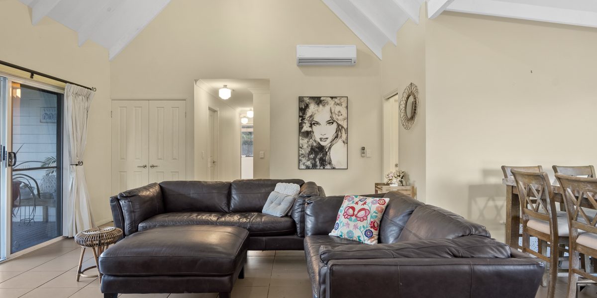 2 Saunders Court, Clifton Beach, QLD 4879 AUS